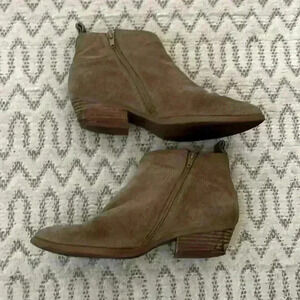 Nine West Suede ankle Booties